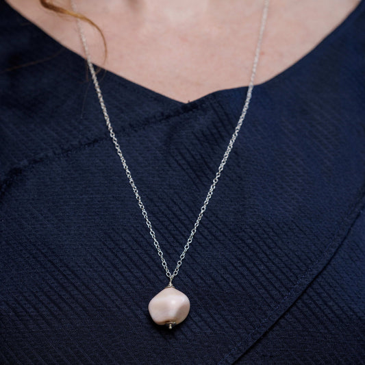 oona | opal soft white