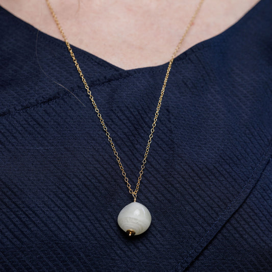 oona | opal white