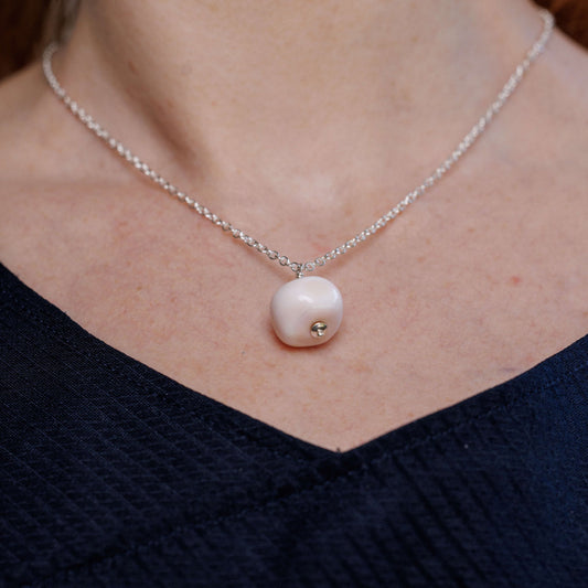 oona | opal soft white